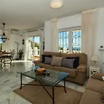 Los Olivos, Nerja