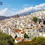 Cortijo de Picuales
