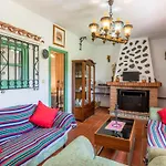 Casa Maracuyá Nerja by Ruralidays
