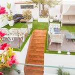 Hostal Apartamentos Abril