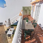 Casa con bonitas vistas en Nerja cerca de Burriana