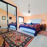 Amazing 3 Bedroom Townhouse Close To Burriana, Nerja