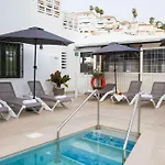 Boutique Rooms Playa Burriana