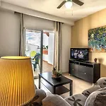 Apartamento 2 Dormitorios Con Vistas A La Piscina