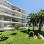 Beautiful Apartment In Acapulco Playa, Nerja