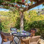 Holiday Home Villa Tamanago Hill