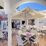Hibiscos Seaview Terrace By Casasol