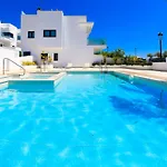 Holiday Home Skyhill By Interhome