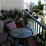 Beautiful 1 Bedroom Apartment 4G