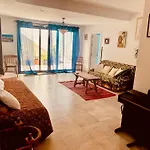 Villa Indigo