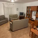 5 Bed Family Villa With Pool