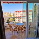 Luminoso Apartamento Playa Torrecilla. Con Piscina