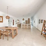 Villa In Mediterranean Style With Private Pool