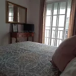 Hostal Montys