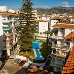 A un paso de la zona peatonal del Balcón de Europa