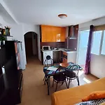 Naranja Apartment