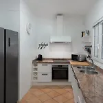 Cortijo andaluz, jacuzzi, piscina, palmeras Nerja.