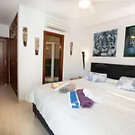 Marina Bella 1F Menyber