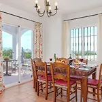 Villa Mango