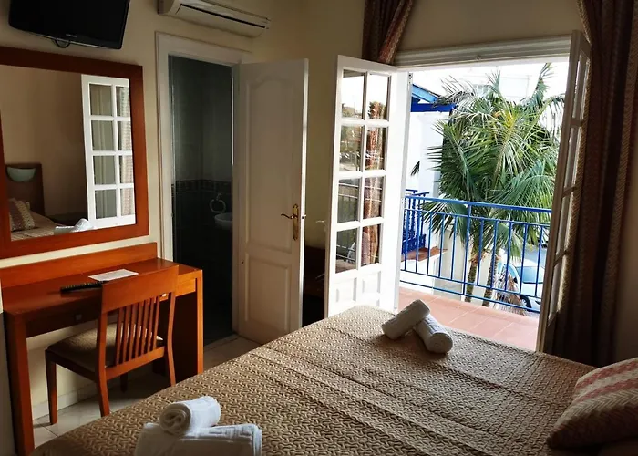 Hostal Marazul