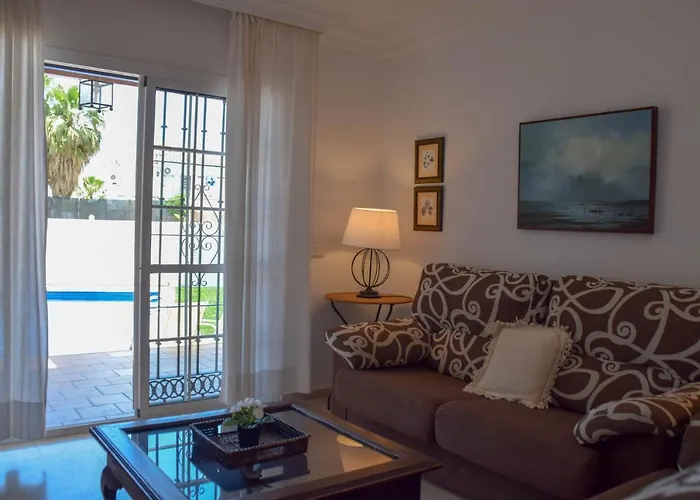 Nerja Paradise Rentals - Villa Flamingo