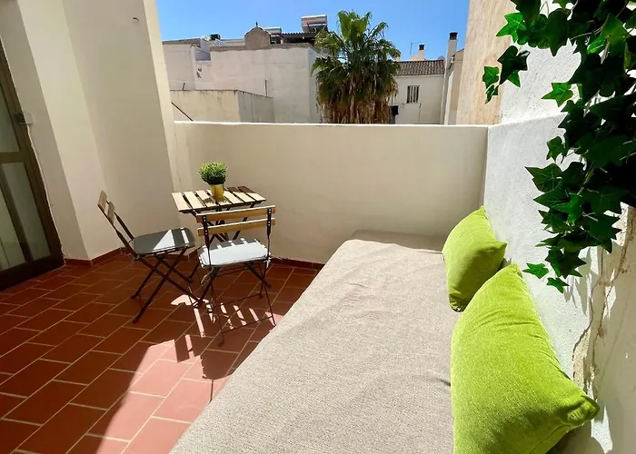 Estudio Con Terraza By Maison Jaken