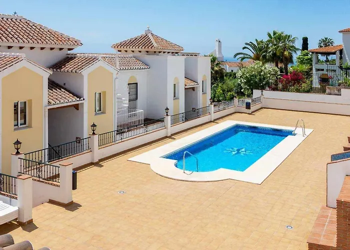 Apartamento 2 Dormitorios Con Vistas A La Piscina