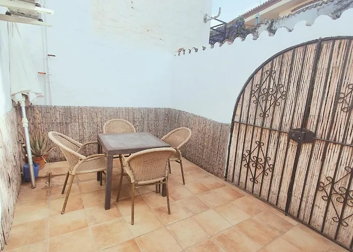 Luminosa Casa En Nerja