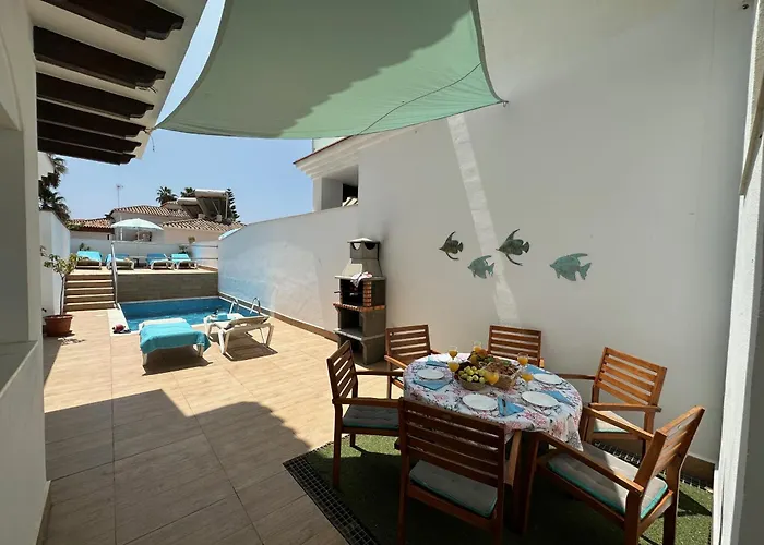 Nerja Paradise Rentals - Villa Lily
