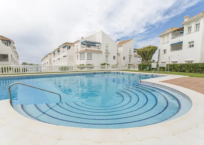 Alba Apartment Fuentes De Nerja