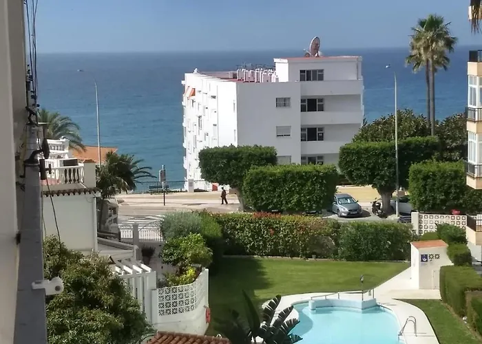 Beautiful 1 Bedroom Apartment 4G