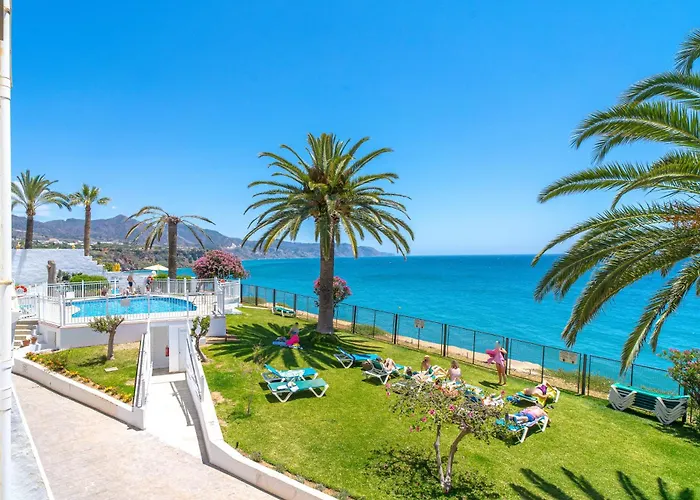 Tuhillo E1 Seaview Apartments Casasol