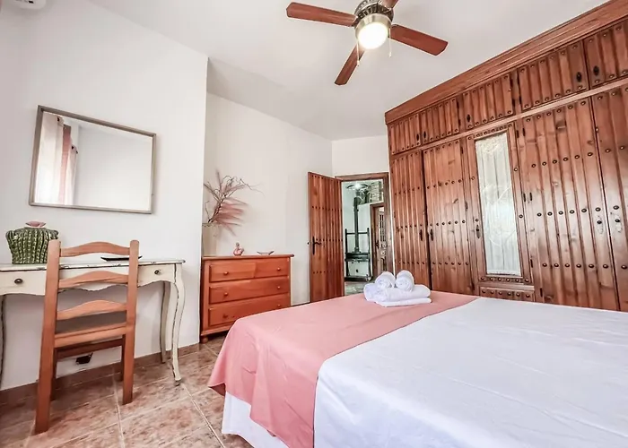 Cd-1926 Three Bedroom Apartment In Nerja