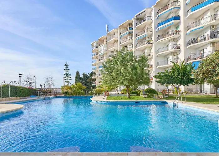 Poolside Apartment Nerja