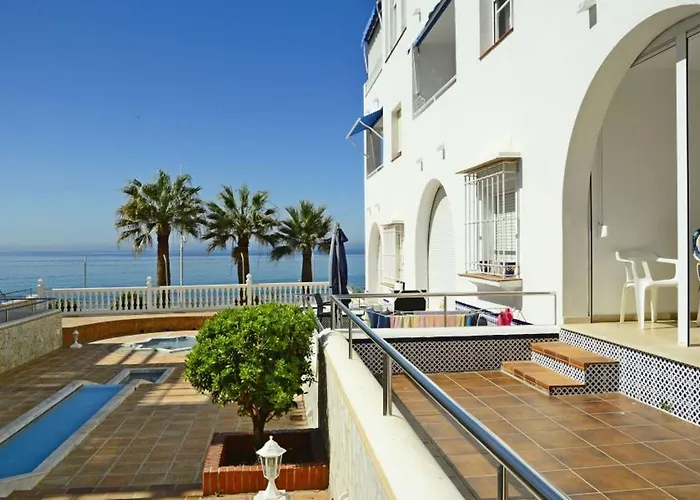 Nice apartment in Fuentes de Nerja