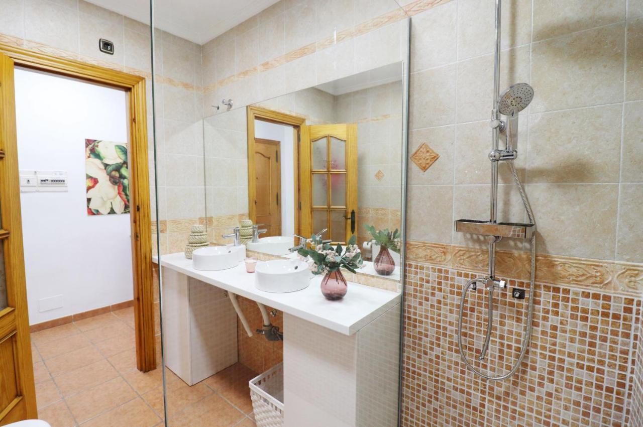 Sanjuan18 With Hot Tub Spainsunrentals 1155 * Nerja