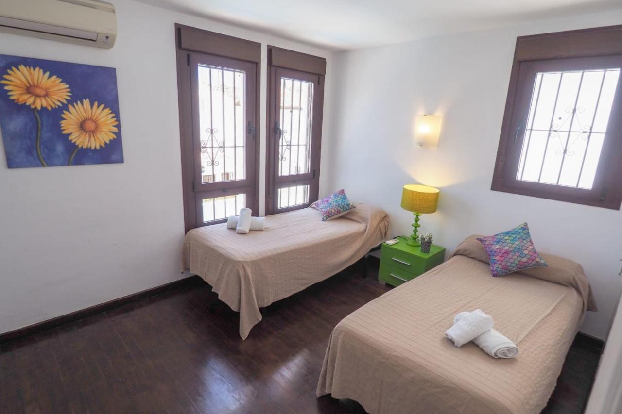 Paradise - Perla Nerja