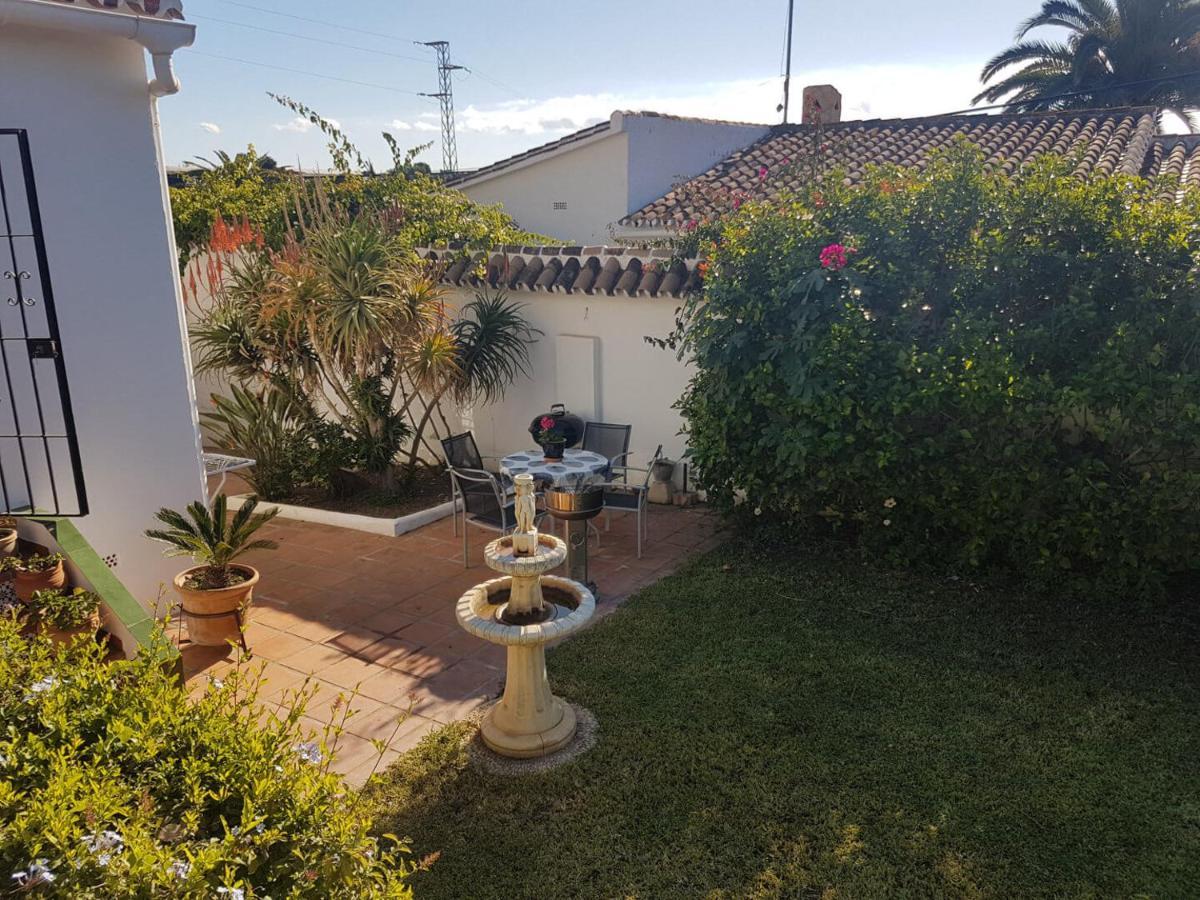 Bonita En Casa Palomas