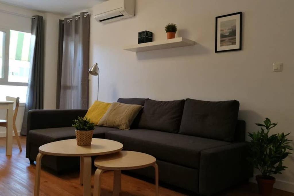 Piso Céntrico Reformado / In The Center Apartamento