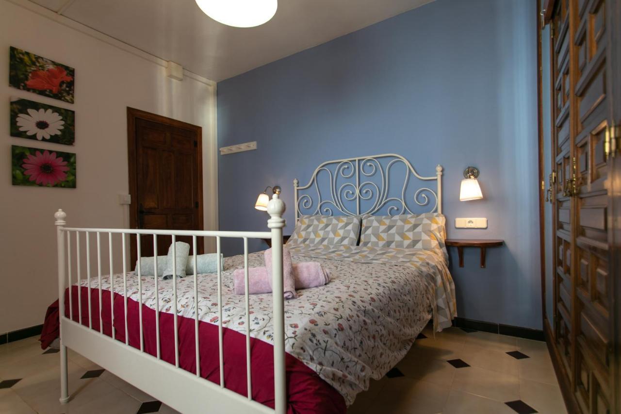 Casa Cuartel El Velero * Nerja
