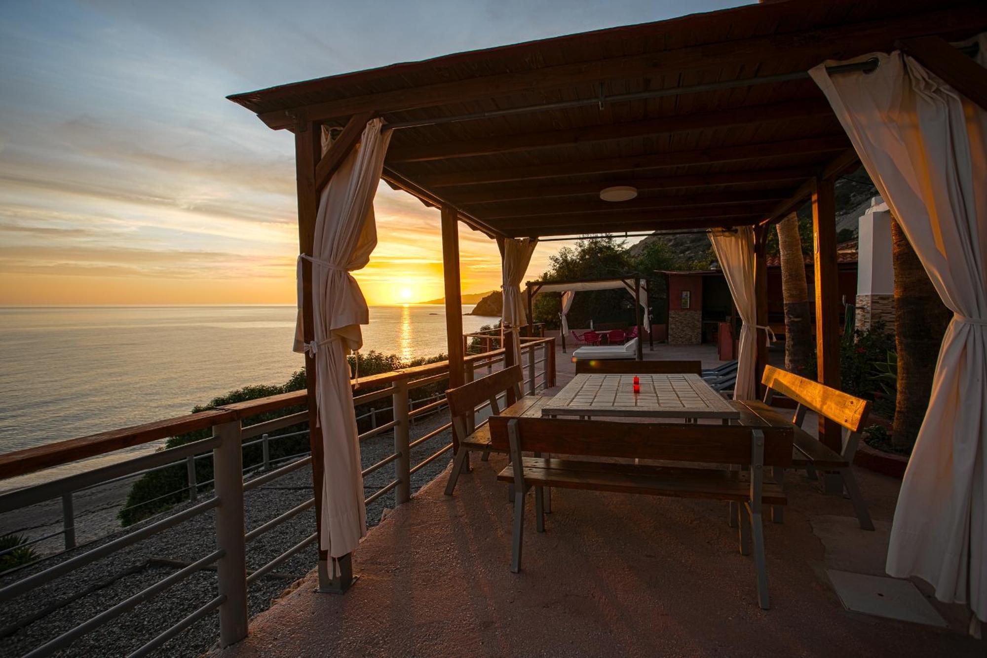 Casa Cuartel El Velero Сasa de vacaciones Nerja