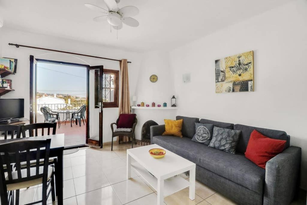 Apartamento Capistrano Village, 1 Bedroom + Free Wi-fi *