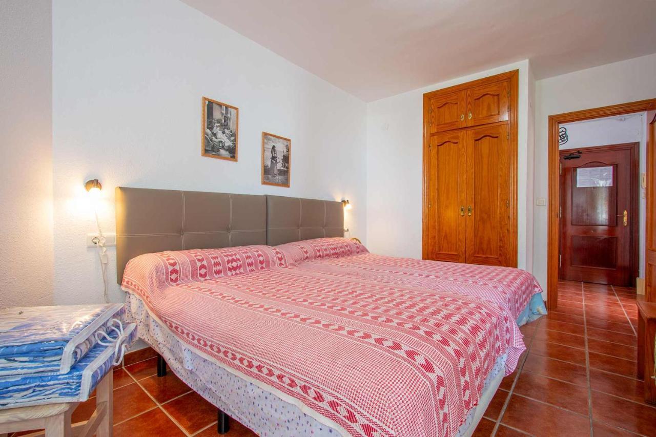 En Edificio Torresol, 1ª Linea De Playa En Apartamento Nerja