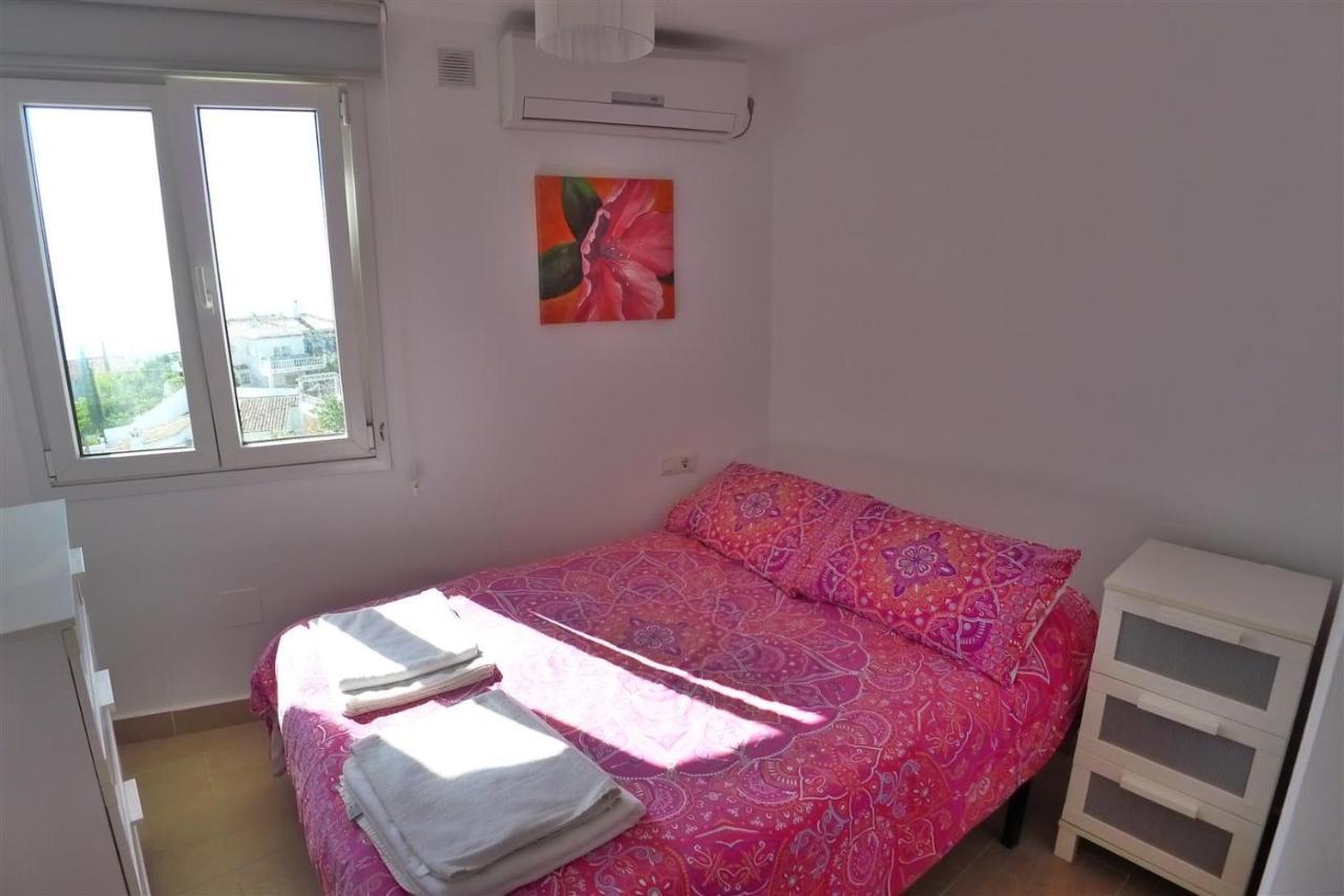 Opp Beach Nerja, Costa Del Sol. Sleeps 12+ Villa Nerja