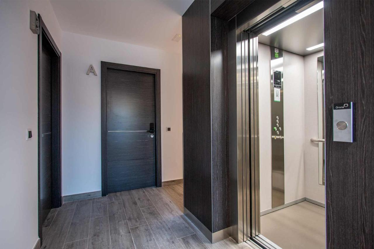 En Plaza De Espana Recien Construidos Apartamento Nerja
