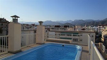 Andalucia Edificio Cantares Nerja
