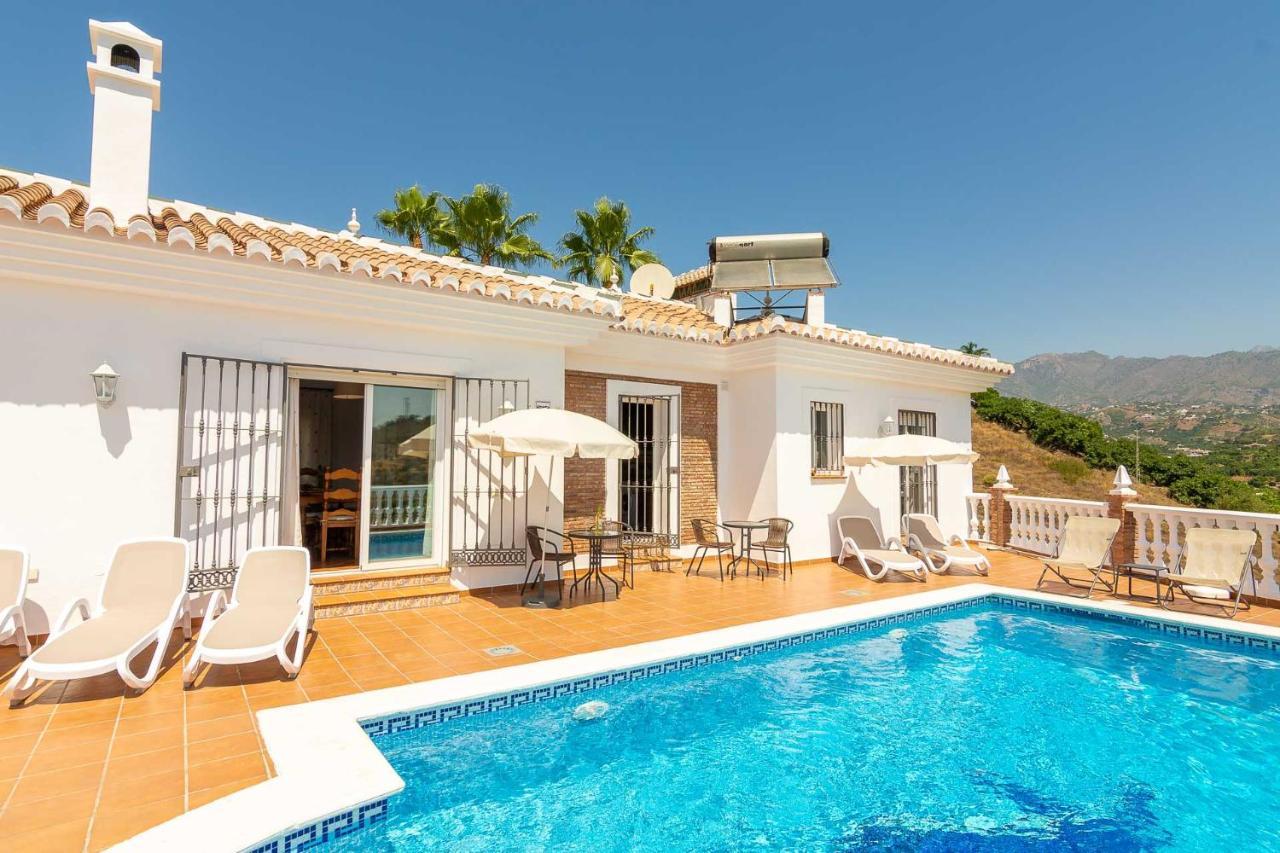 Andalucia: Cerca De Todo, Intimidad Y Espacio Villa *