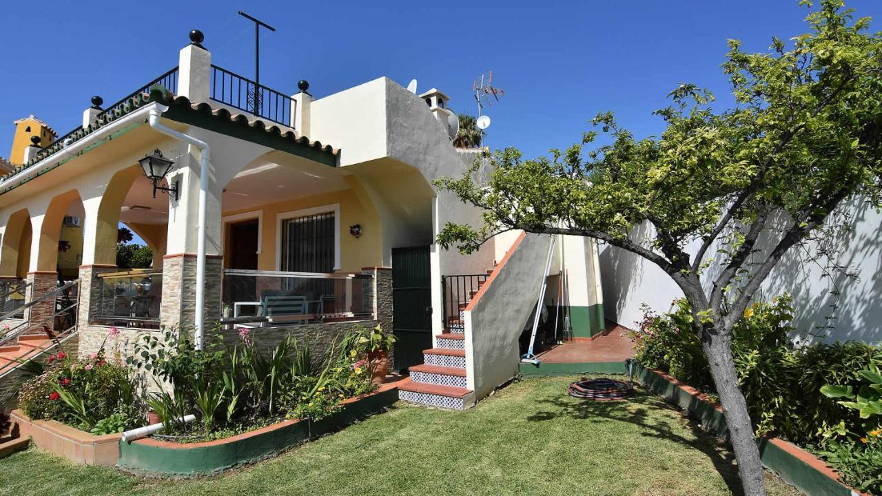 Lola Casitas Select Villa Nerja