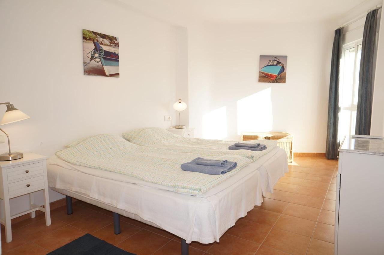 Edf Tahiti Apartamento *