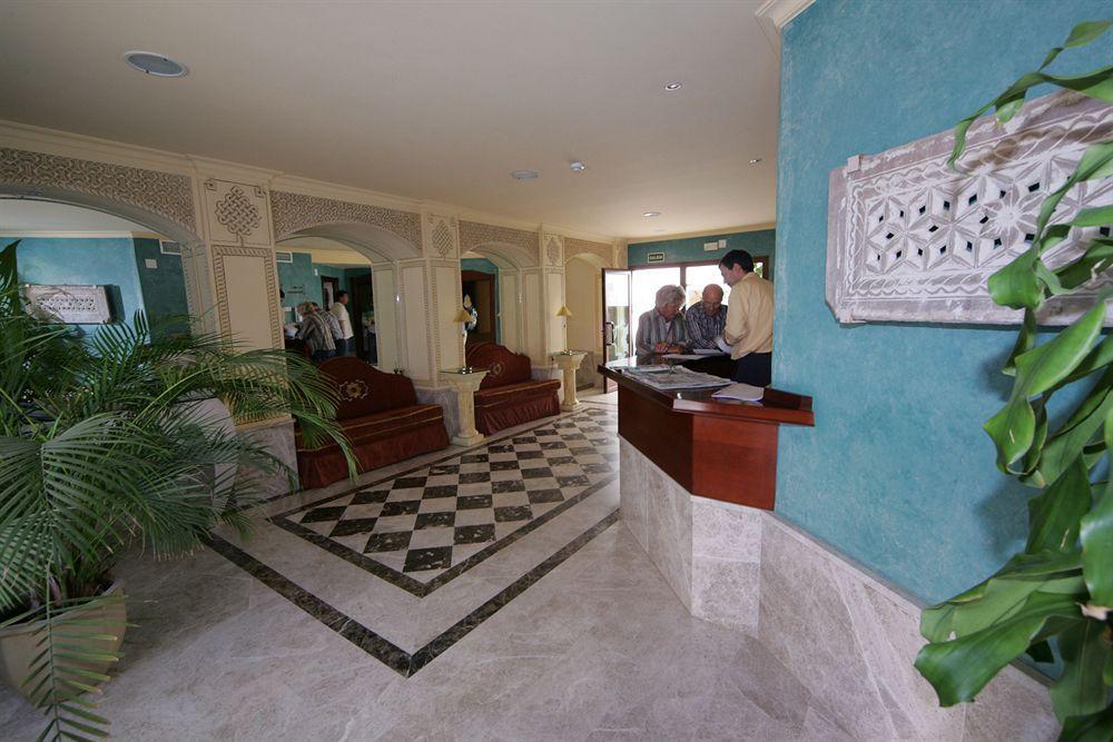 Toboso Apar - Turis Hotel